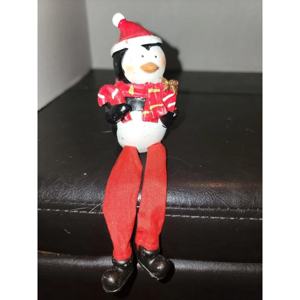 Set of 4 Vintage Christmas Shelf Sitters Reindeer,‎ 2 Snowmen, Penguin